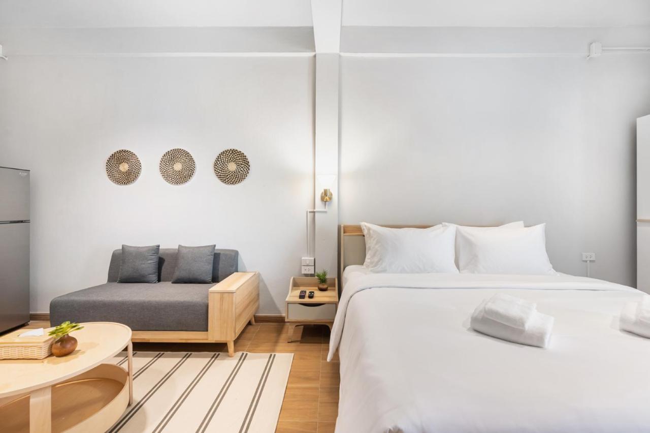 Hotel Wizpark Ratchada Bangkok Kültér fotó